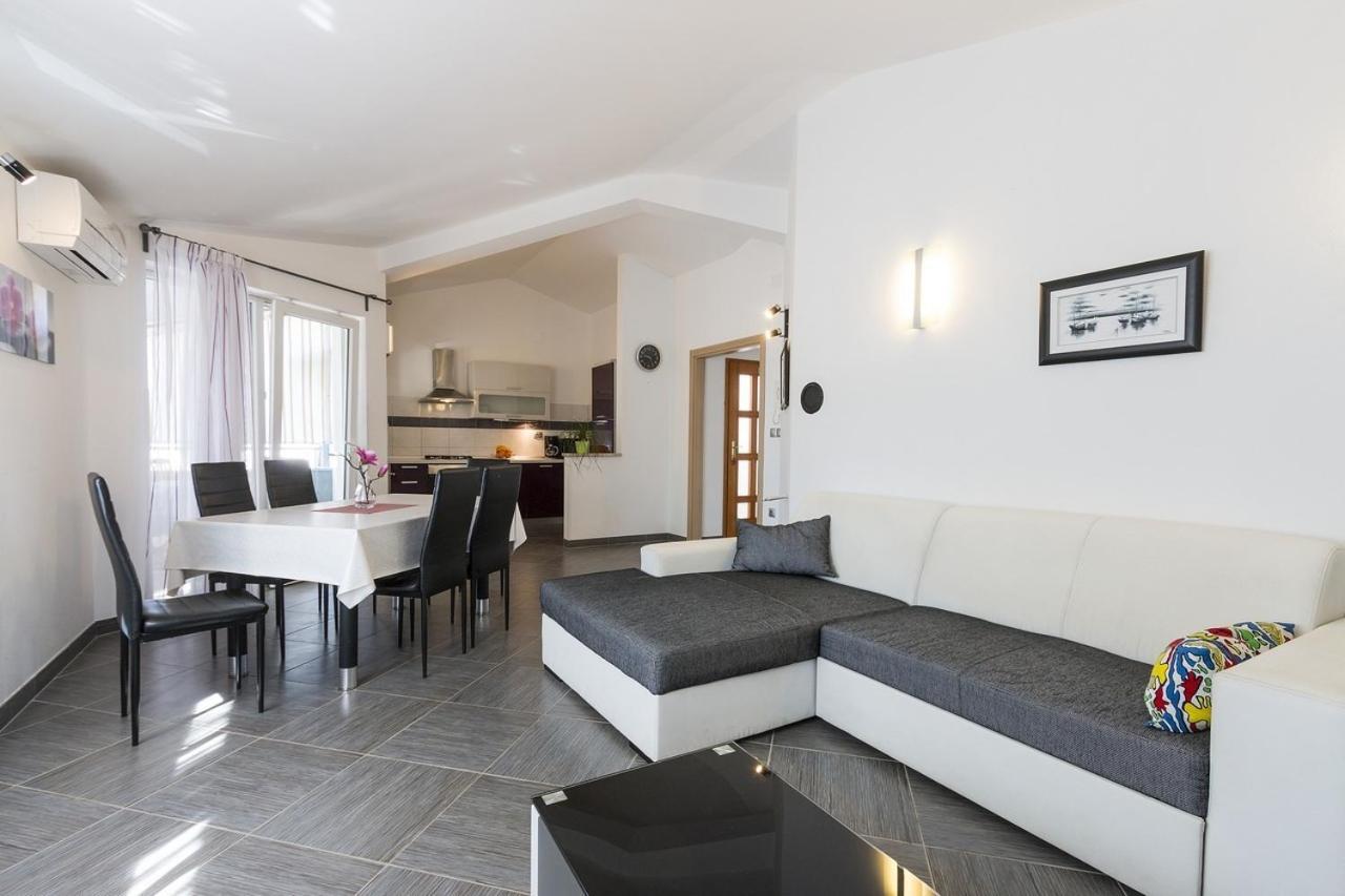 Apartment Carmen Póla Kültér fotó