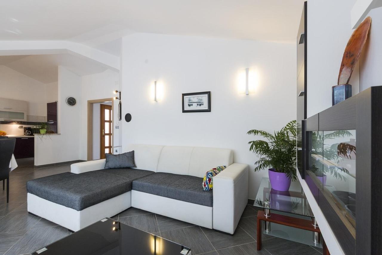 Apartment Carmen Póla Kültér fotó