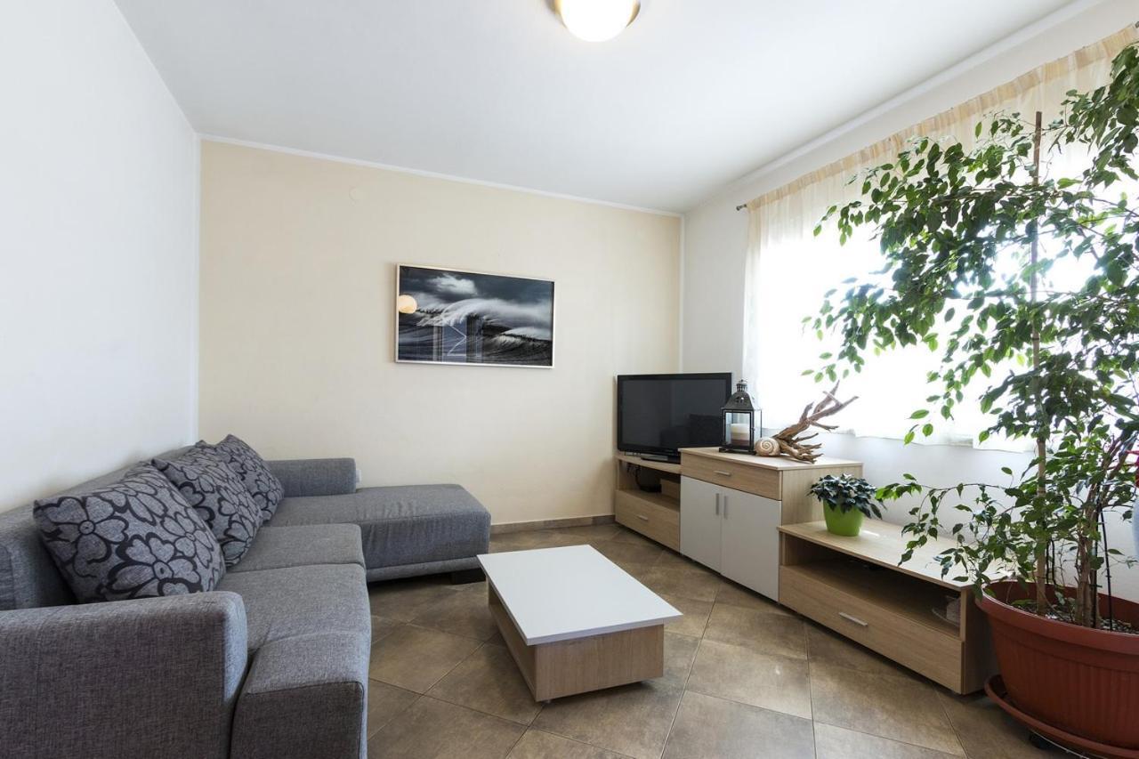 Apartment Carmen Póla Kültér fotó