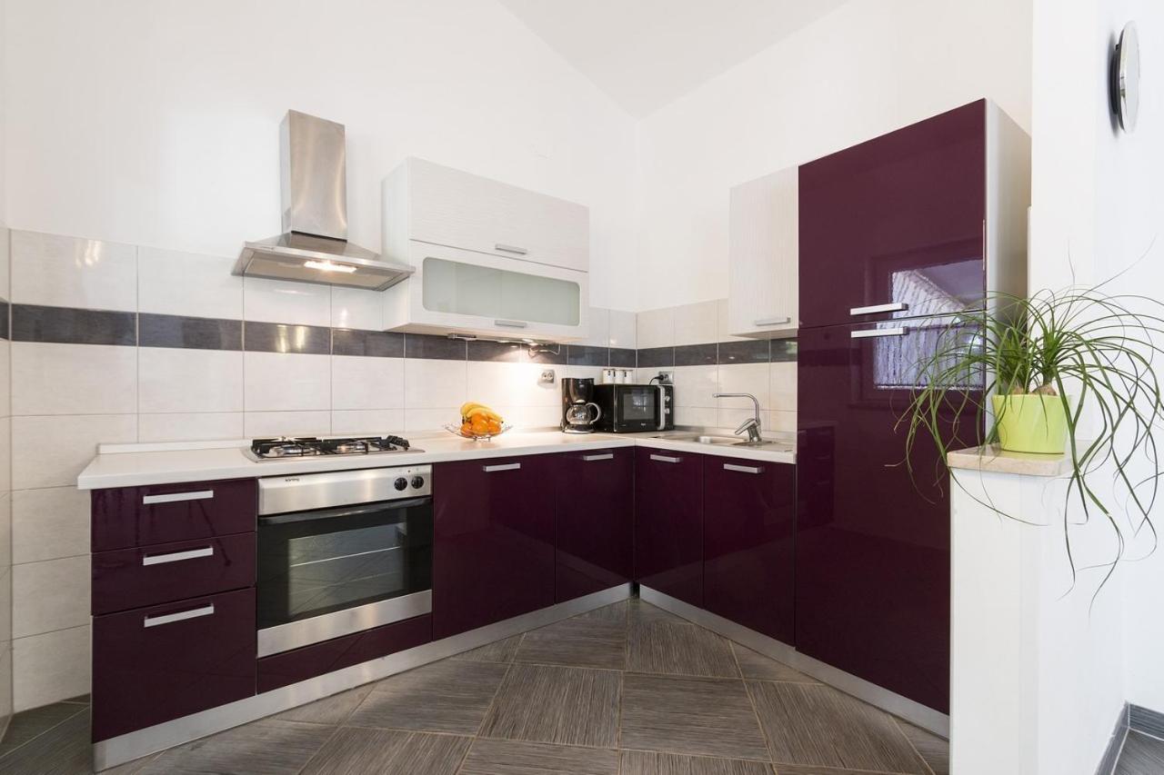 Apartment Carmen Póla Kültér fotó