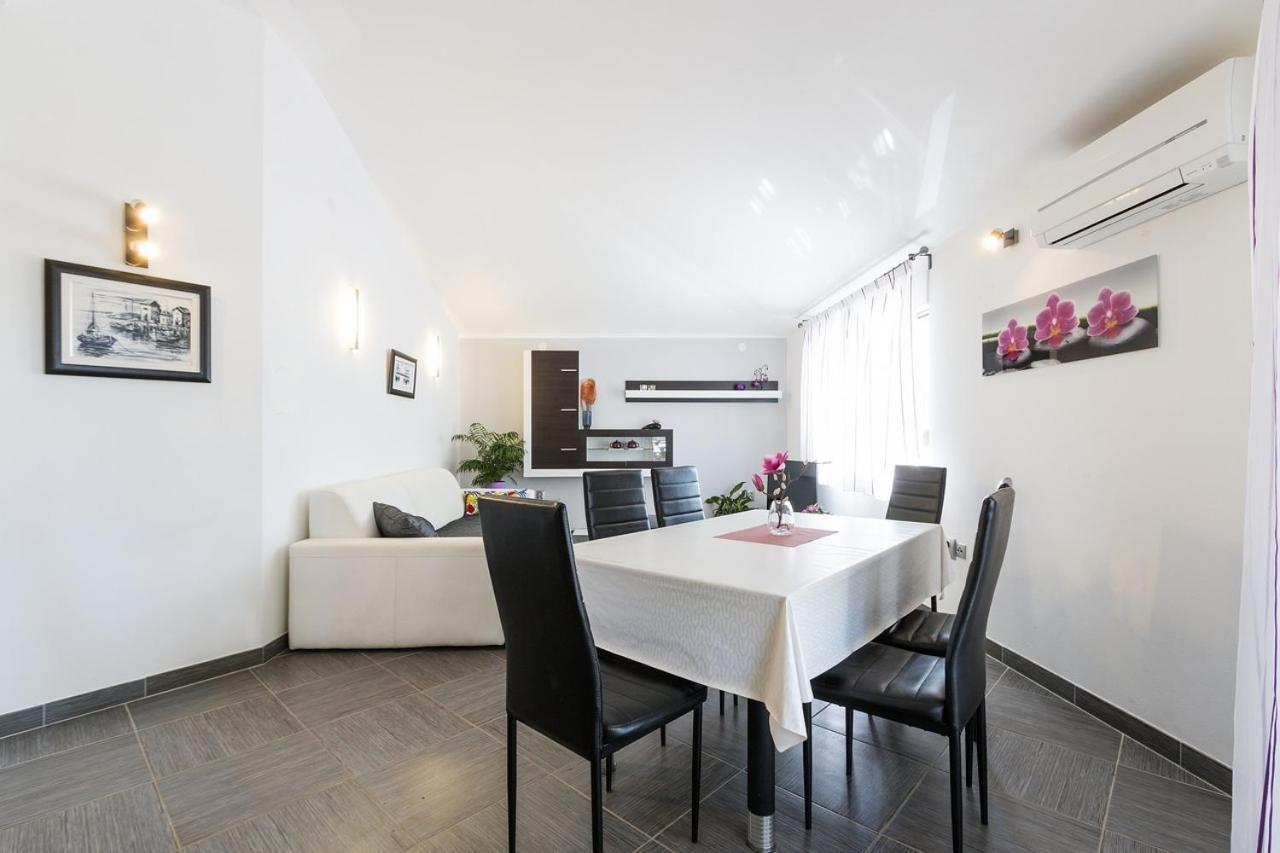 Apartment Carmen Póla Kültér fotó