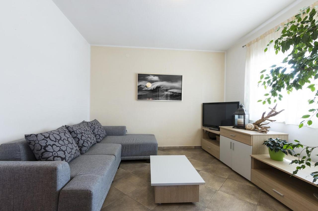 Apartment Carmen Póla Kültér fotó