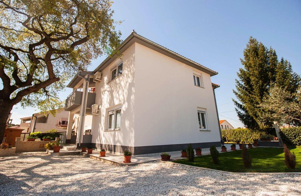 Apartment Carmen Póla Szoba fotó